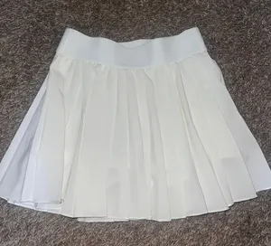 Aritzia TNA Skirt thumbnail 1