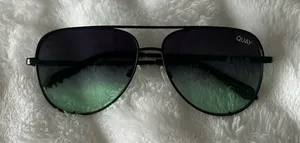 Quay Australia Sunglasses High Key thumbnail 1