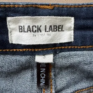 Black Label By C’est Toi button-front denim midi skirt thumbnail 4