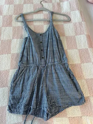 Romper  thumbnail 1