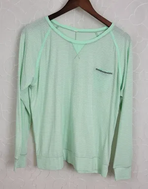 Lululemon Weightless Shirt @M Green Striped Crew Neck Pullover Lightweight Sheer Size undefined thumbnail 1