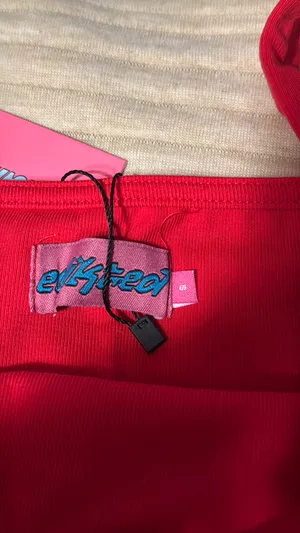Edikted Red Crop Top thumbnail 4