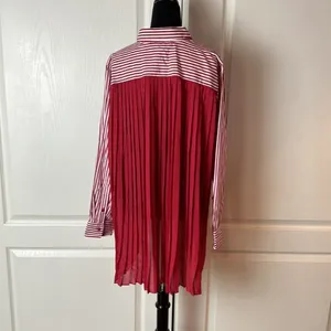 Laurie Felt Los Angeles Red Stripe Pleated Button Up Blouse Preppy Nautical thumbnail 3