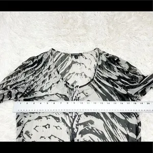 Express Grey Black Zebra Print 3/4 Sleeve Button Down‎ Shift Dress Size Small thumbnail 4