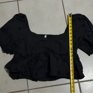 American Eagle Women's Black Peplum‎ Eyelet Off Shoulder Crop Top size L thumbnail 7