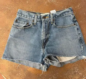 Vintage Levi’s 569 shorts waist 26 thumbnail 4