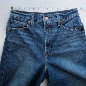 Levis High Waisted Mom Jeans Medium Wash Blue Tapered Leg Denim Size‎ 29 thumbnail 5