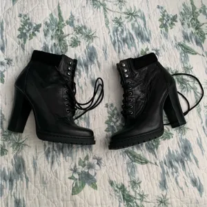 BCBGeneration Maude Heel Combat Boot Bootie Lace Up Moto 9.5 Platform Lug Sole thumbnail 3