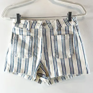 Universal Threads High Rise Striped Patch Pocket Sailor Shorts White Blue 2 thumbnail 2