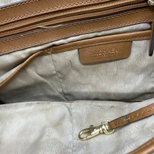 Michael Kors Medium Brown Leather Handbag thumbnail 12