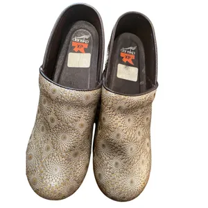 Dansko XP wms tan leather geometric nursing clogs shoes sz 41/10.5-11 SKU 9964 thumbnail 10