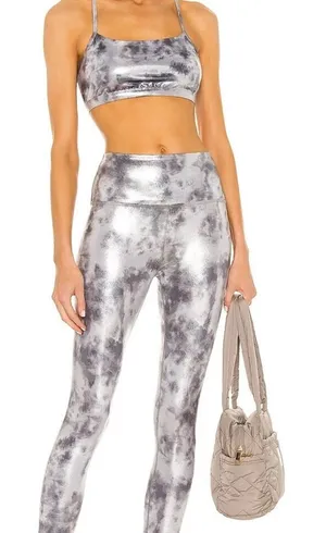 Beyond Yoga Women's Chrome Foil High Waisted Legging Size Medium NWT thumbnail 1