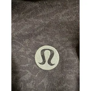 lululemon everlux cut -out train‎ bra Size 2 Black thumbnail 4