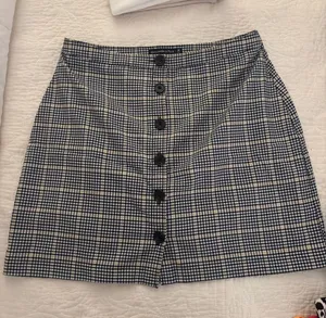 Abercrombie & Fitch Black & White Plaid Button-Front Mini Skirt thumbnail 1