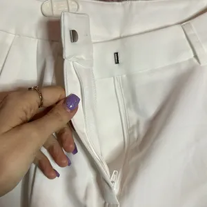 Commense Solid Wide Leg Pants Without Belt size small White thumbnail 6