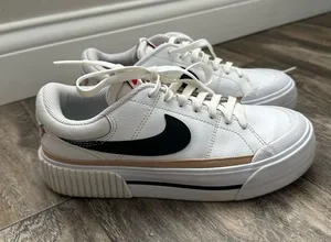 Platform Low-Top Nike Blazer thumbnail 1