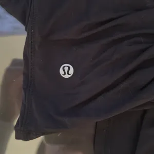 Lululemon Black Tank thumbnail 3
