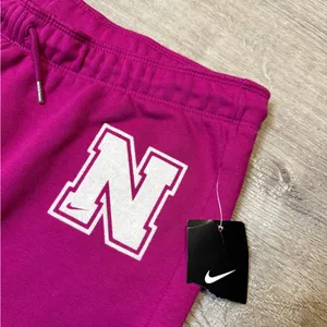 •NIKE• FLEECE CAPRI PANTS thumbnail 3