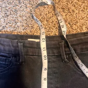 Good American Black Wash High Rise Skinny Jeans Women's Size 4 Denim‎ thumbnail 5