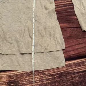 Women’s H&M Basic Grey Sweater Size M thumbnail 4