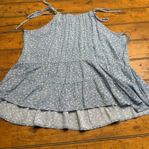 Lazy Sundays Blue Floral Tiered‎ Halter Tank Top Size L Made in USA thumbnail 3