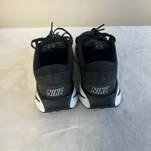 Nike Black Motiva Walking Shoes Women 6.5 Lace Up thumbnail 4