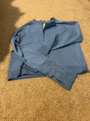 Lululemon Athletica Blue Patterned Half-Zip Top thumbnail 4