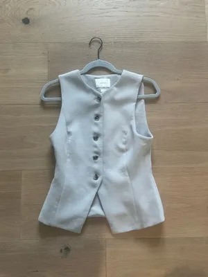 Aritzia Wilfred Vest Top thumbnail 2
