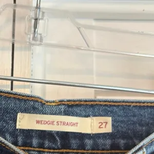 Levi's Wedgie‎ Straight Jeans Size 27 thumbnail 8