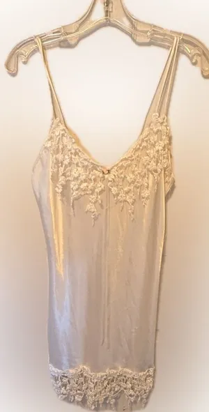 Flora Nikrooz Negligee thumbnail 1