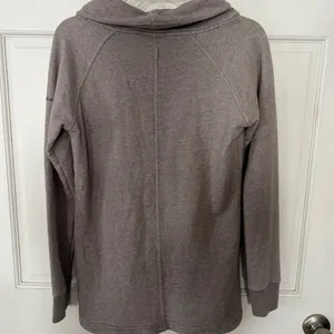 Columbia Turtle Neck Sweatshirt, Vintage Plain long Sleeves Sweater Size Medium thumbnail 5