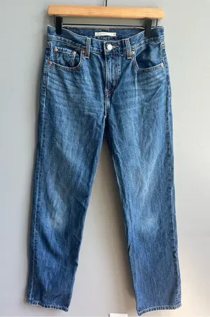 Levi's Women's Low Pro Relaxed Fit Straight Leg Jeans Denim Classic Size 25 thumbnail 1