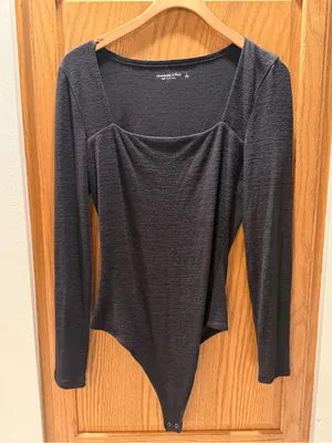 Abercrombie & Fitch Black Square Neck Long Sleeve Bodysuit in Black thumbnail 2
