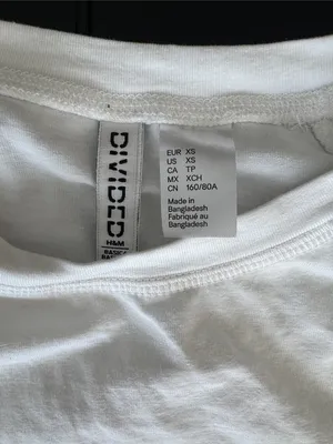 H&M White Short Sleeve Crop Top thumbnail 2