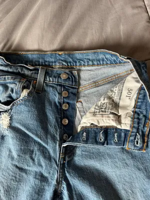 Levi's Mom Jeans thumbnail 4