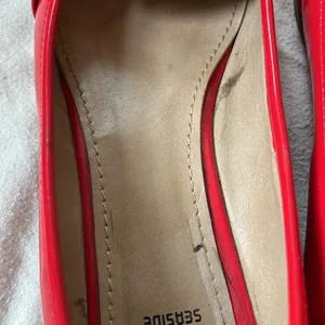 I ❤️My Shoes Seaside Vintage? Shiny Red Silver Buckle Loafers Size 38 thumbnail 9