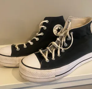 Converse Black Platform thumbnail 1