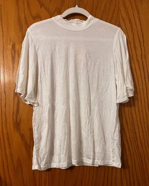 Avec Lea Filles White Mock Neck Shirt - NWT - Size L thumbnail 1