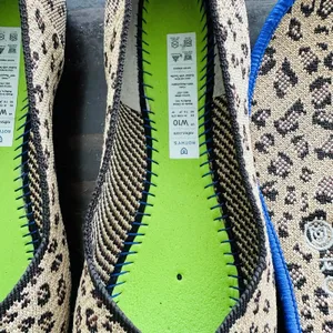 Rothys The Flat Leopard Round Toe Shoes W10 Cheetah Print Slip On Retired thumbnail 7