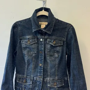 2010s Calvin Klein Jeans Dark Wash Stretch Denim Trucker Jacket Blue Size Large thumbnail 4
