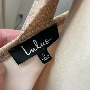 Lulus Metallic Gold Halter Grecian Neck Flowing Chiffon Formal Gown Dress S thumbnail 6