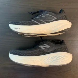 New Balance Fresh Foam X 1080 v13 Womens 9 Running Shoes Black‎ Grey Sneakers thumbnail 6