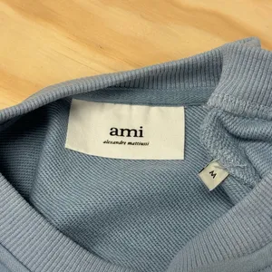 AMI ALEXANDRE MATTIUSSI Blue‎ Ami De Cœur Sweatshirt In 459 Light Blue Medium thumbnail 8