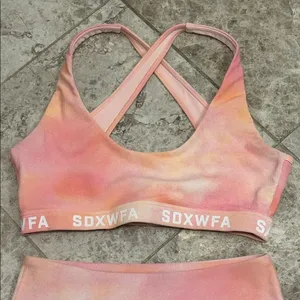 Sarah's Day x White Fox Boutique WFA Kelly 2 piece Activewear Set XS thumbnail 3