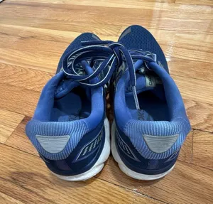 Brooks Ghost 12 Women's Size 9 Peacoat Blue Aqua Running Shoes thumbnail 1