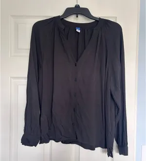 Old navy top thumbnail 4
