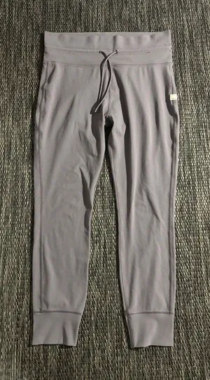 Vuori Daily Legging High Rise Lightweight Purple thumbnail 1