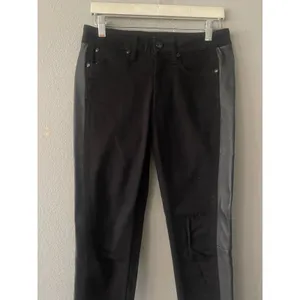 Burberry London Black‎ Jeans thumbnail 2