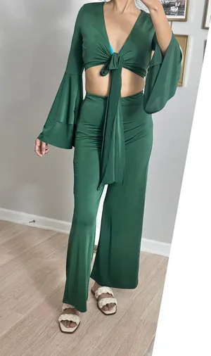 Emerald tie front crop top and flared leg pants set Green Size M thumbnail 2