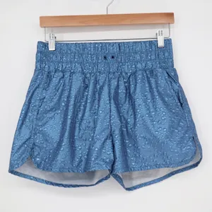 Zyia Shorts Womens M Bubble Texture Blue Smocked Waist Athletic Excellent thumbnail 2